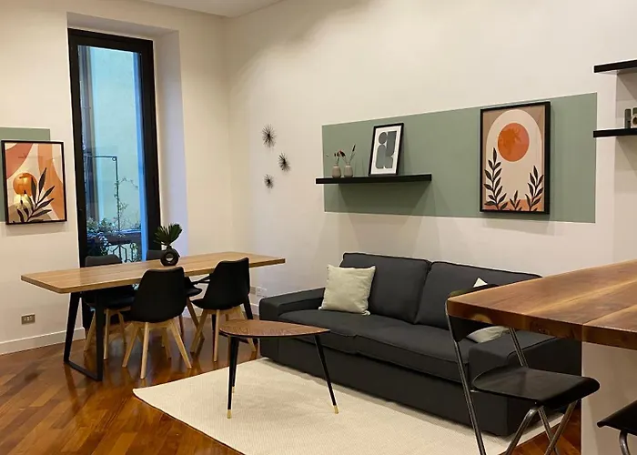 Lägenhet Domus Scudo Di Francia