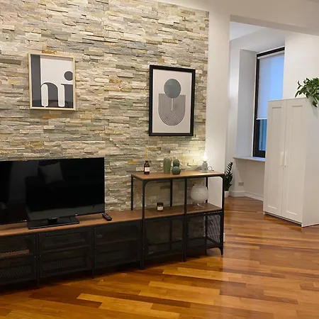 Domus Scudo Di Francia 아파트 *